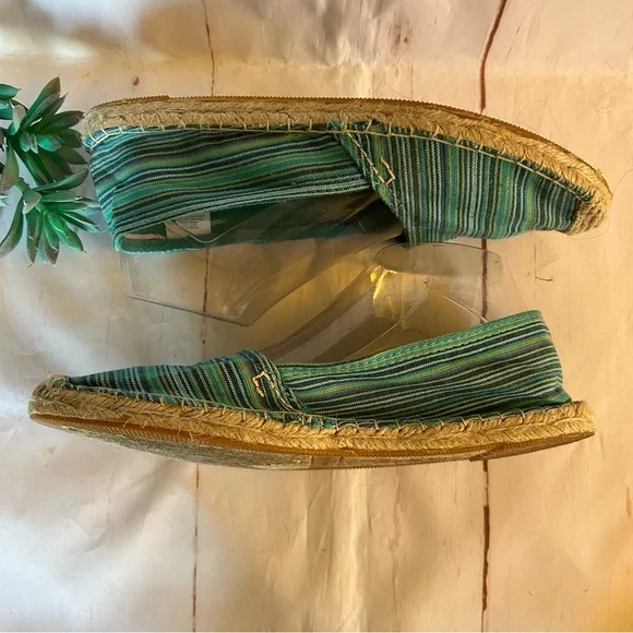 💚OLD NAVY • Striped Canvas Flat Espadrilles - Picture 5 of 12